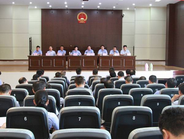 石首法院年中总结大会.jpg
