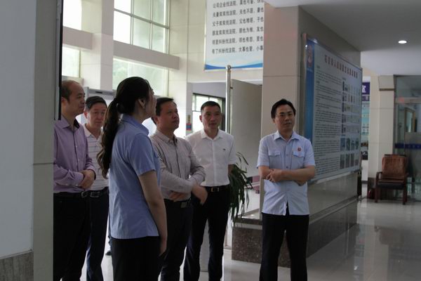 参观文化长廊2.JPG