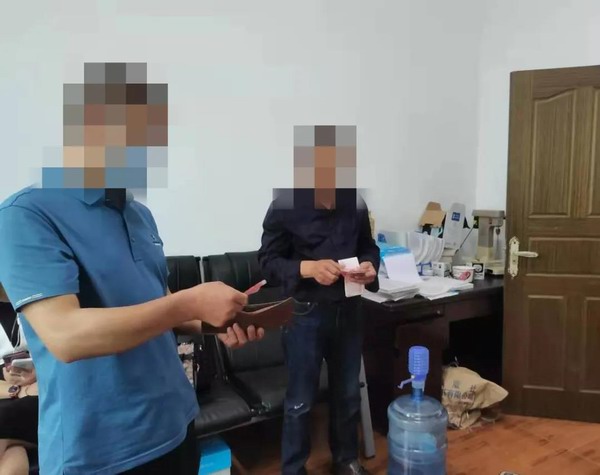 被告雷某给付赔偿款.jpg