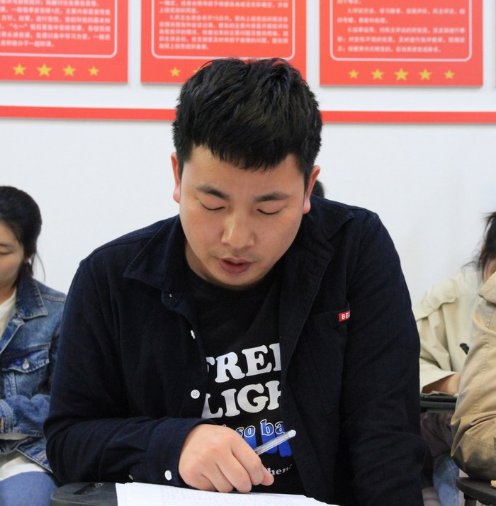 刘杨法官.JPG