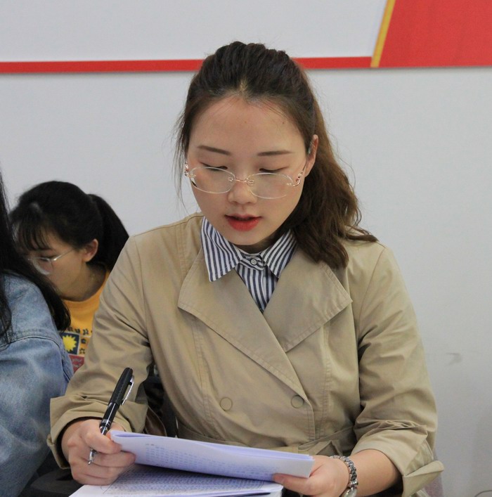 杨丝思法官助理.JPG