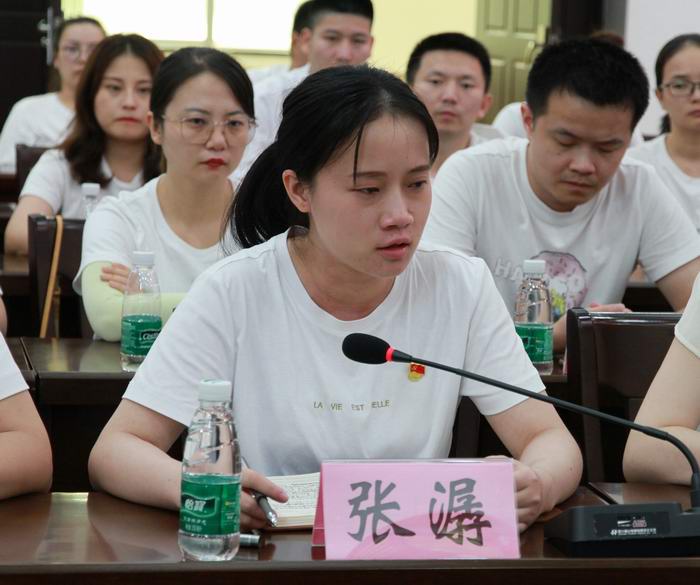 张潺 .JPG